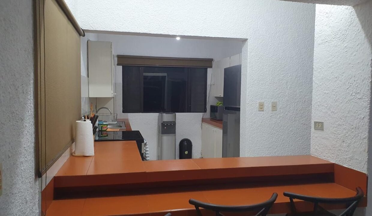 Casa Con Piscina Privada en Villas del Pacífico (2)