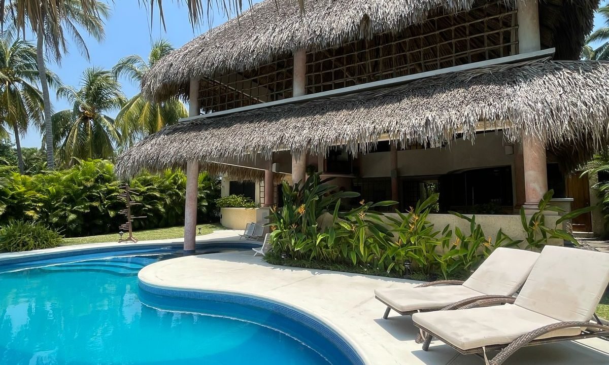 Casa-en-puertas-del-mar-4 updated photos ricardo fish real estate (1)