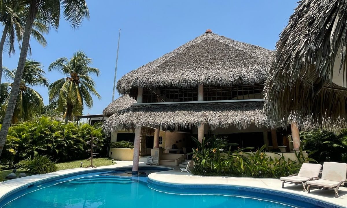 Casa-en-puertas-del-mar-4 updated photos ricardo fish real estate (11)