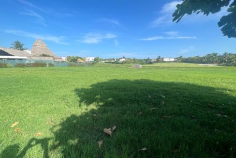 Terreno Pérgolas del Mar 20 por 40 mts 75000 dol