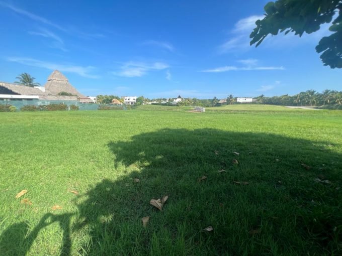 Terreno Pérgolas del Mar 20 por 40 mts 75000 dol