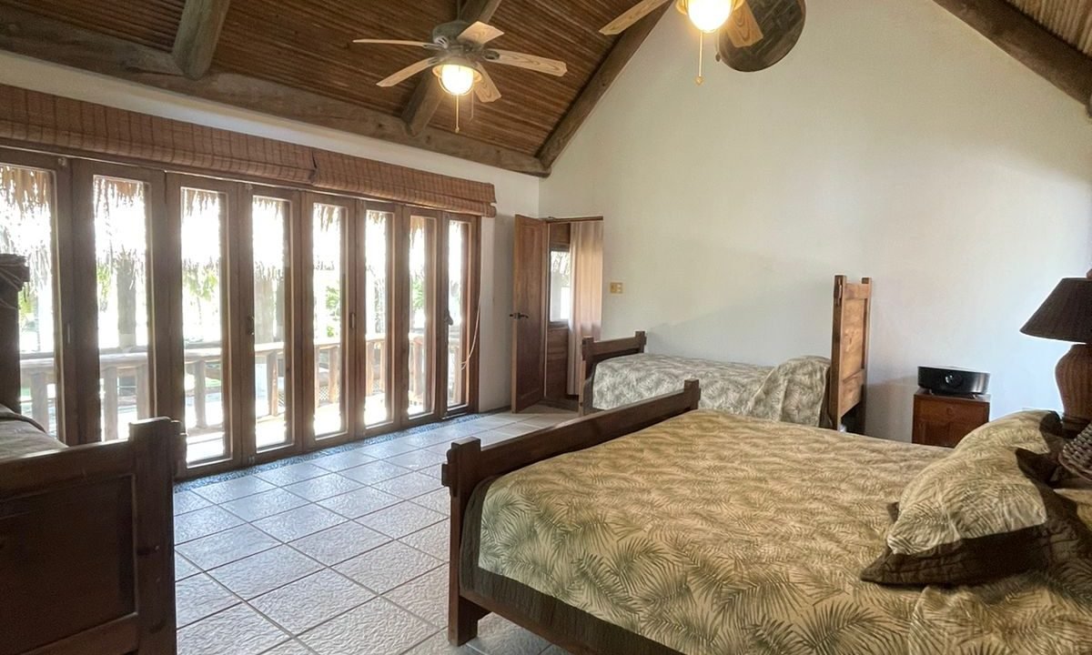Casa en Monterrico Tamarindo exclusiva (5)