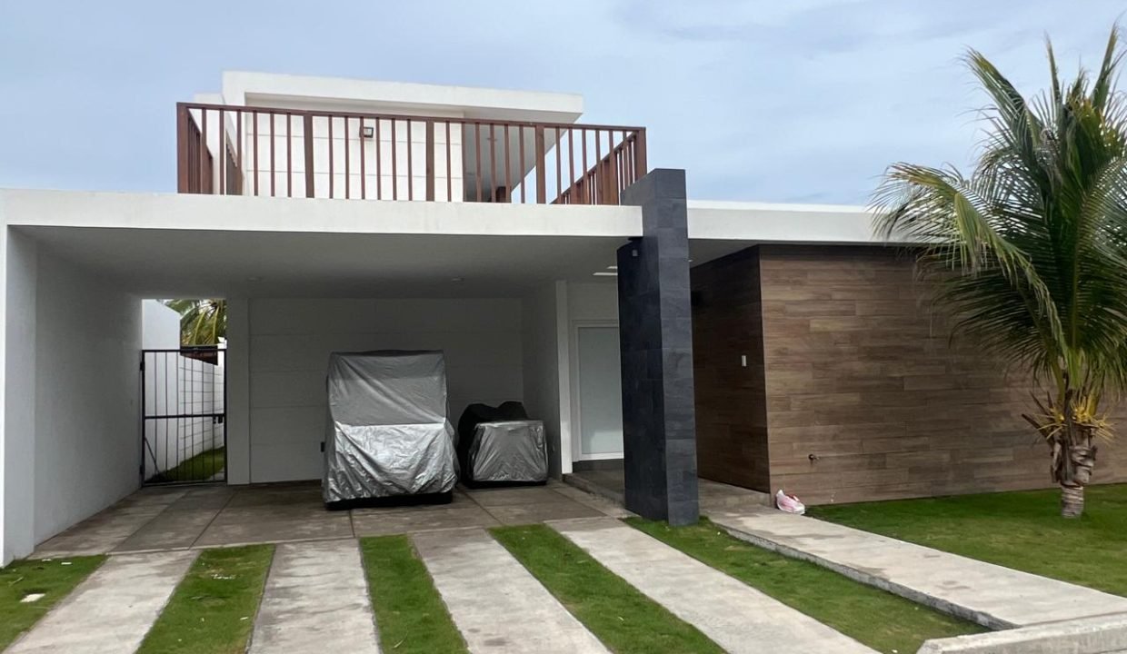 casa frente al mar en condominio IMG-20240518-WA0026 (1)