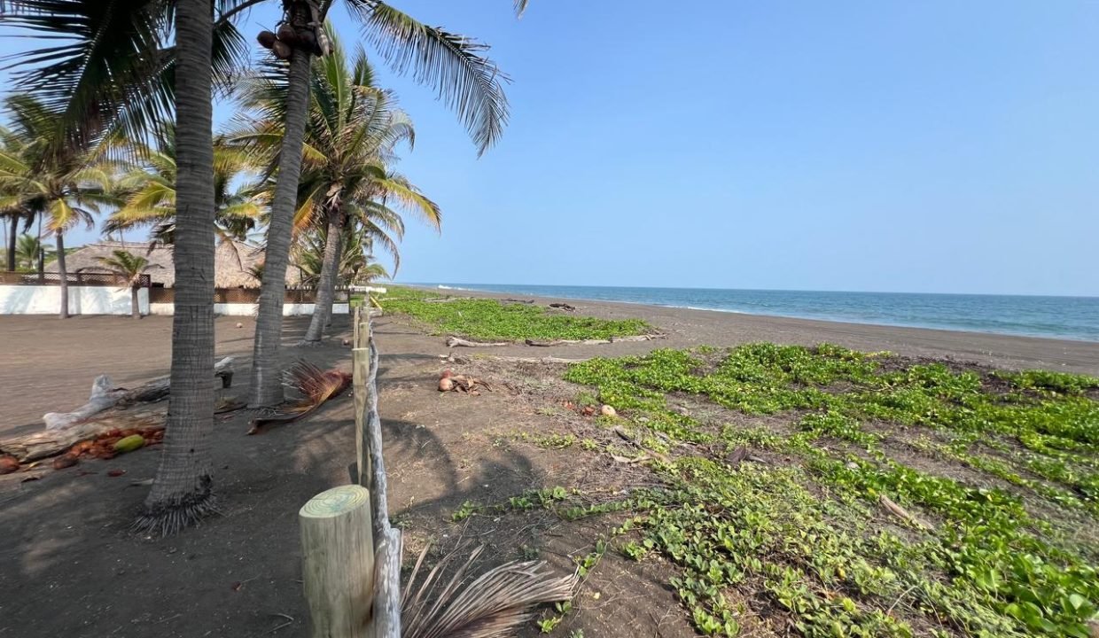 casa frente al mar en monterrico la curvina km 27IMG-20240527-WA0049 (5)