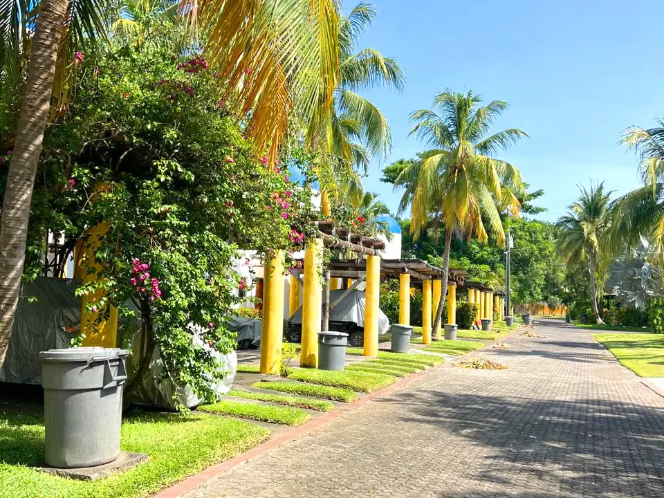 Cúpula carlos Corado , Villas del Pacífico, número 18 (13)