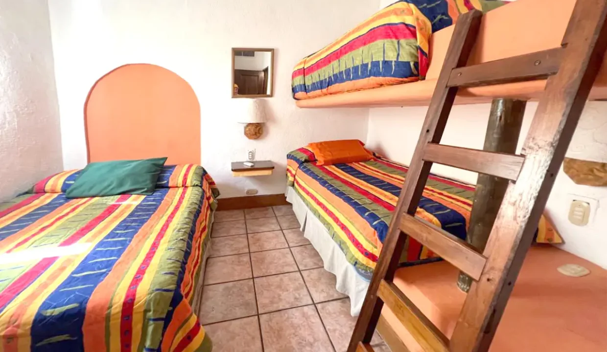 Cúpula carlos Corado , Villas del Pacífico, número 18 (7)