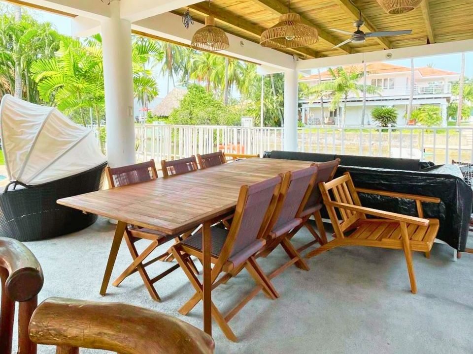 Casa En Likin En Plataforma Con Acceso A Canal Y Muelle (7)