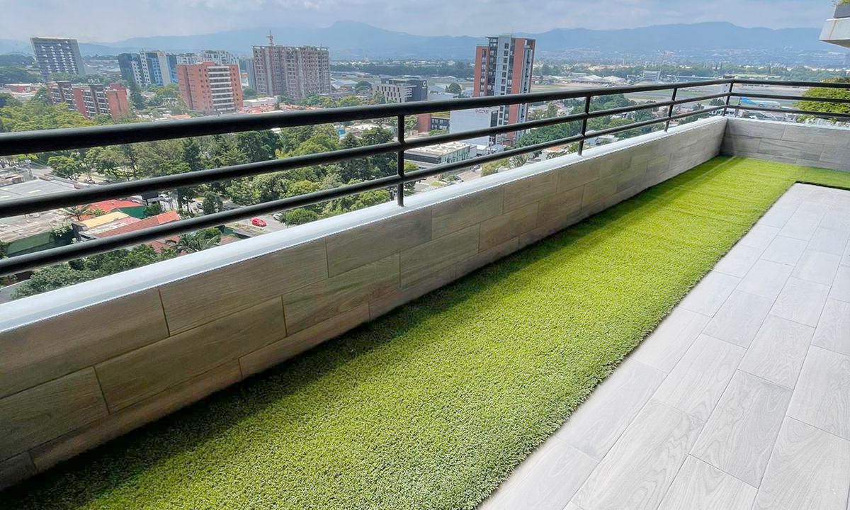 Apartamento Amplio En Almeira Zona 14 0013