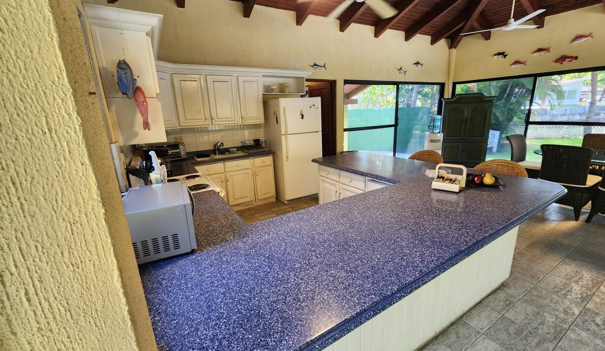 Casa En Likin, Terreno Único De 3 Lotes IMG-20241017-WA0039