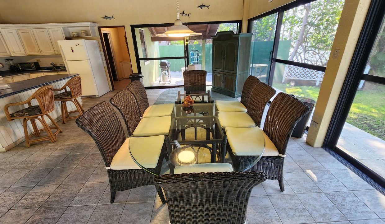 Casa En Likin, Terreno Único De 3 Lotes IMG-20241017-WA0042