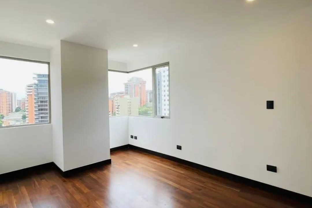 Apartamento Recién Remodelado En Torre Quattro (4)