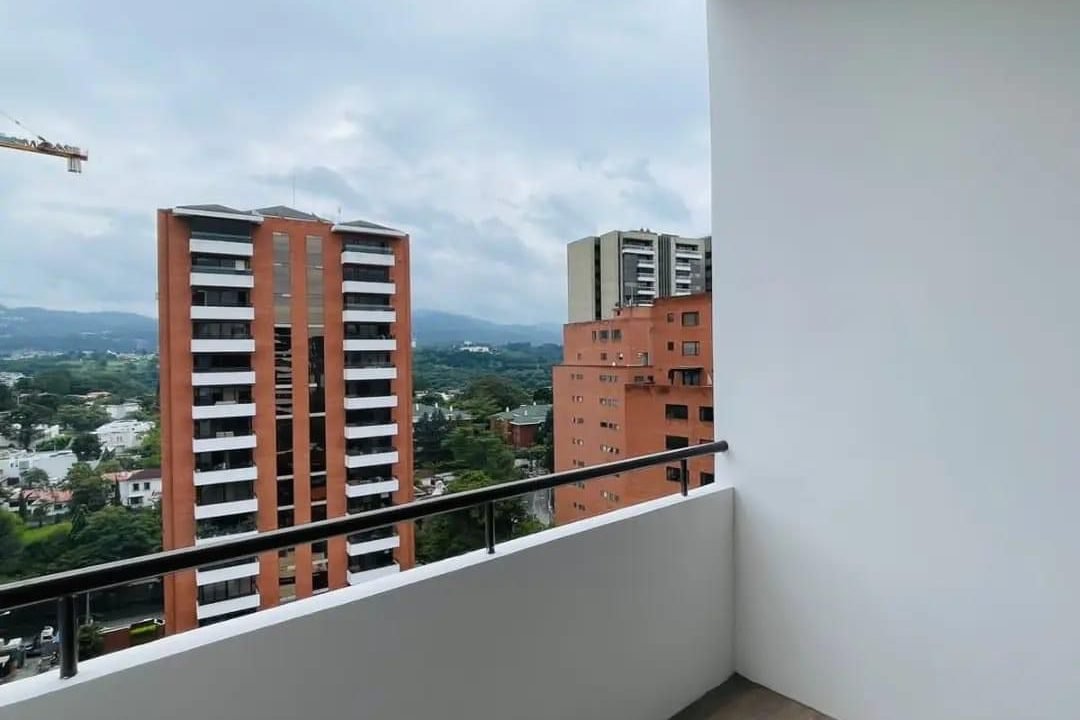Apartamento Recién Remodelado En Torre Quattro (5)