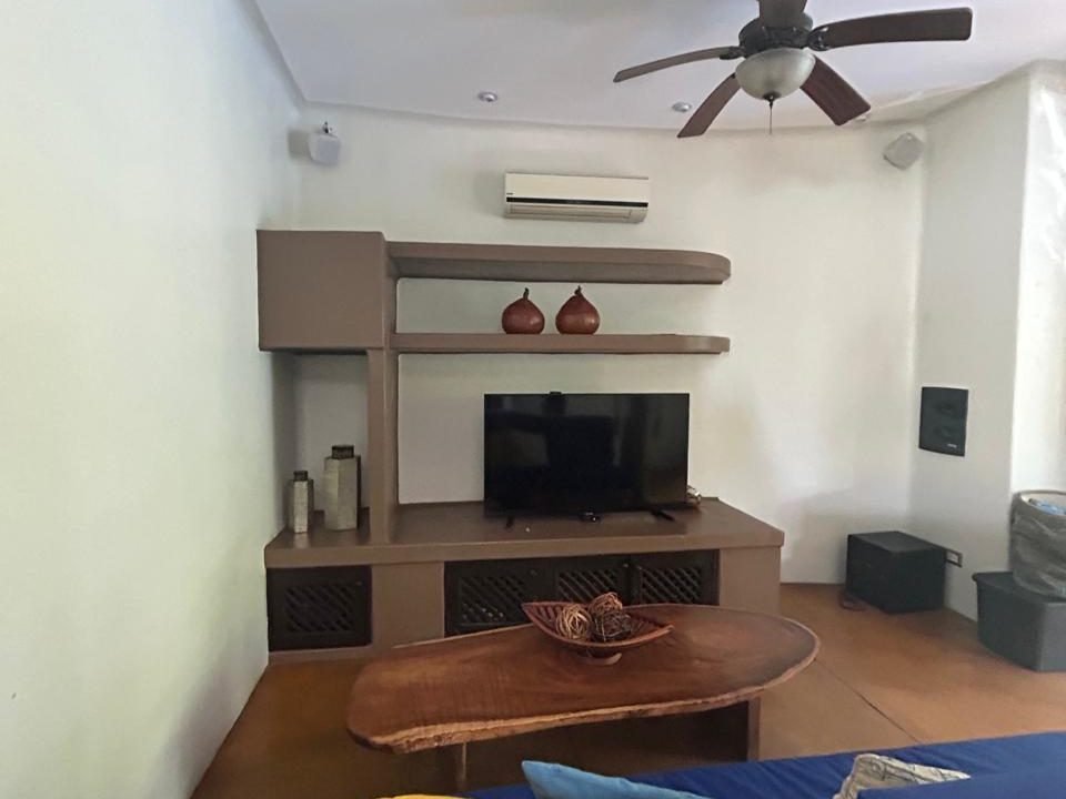 Casa En Venta En Condominio Tamarindo Monterrico 4 Habitaciones 5.5 Baños Con Título De Propiedad Preciosa Jardinización Y Mantenida En Excelente Estado $390k Ricardo Fish Real Estate (2)