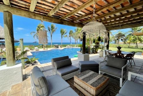 Preciosa Casa Frente Al Mar En Monterrico En Venta