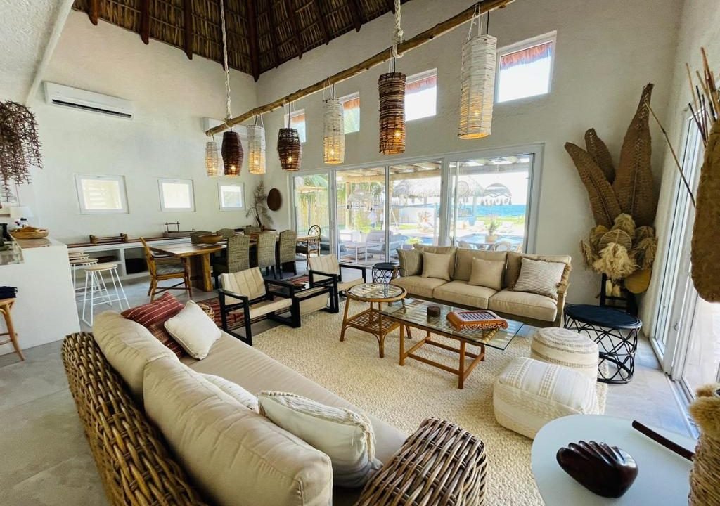 Preciosa Casa Frente Al Mar En Monterrico En Venta IMG-20241030-WA0081