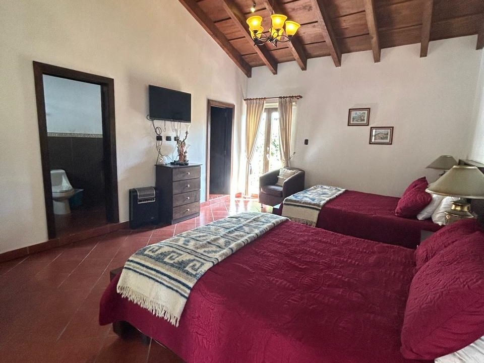 Casa En Condominio Jacarandas, Antigua Guatemala (12)