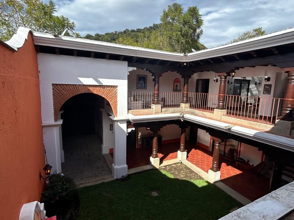Casa En Condominio Jacarandas, Antigua Guatemala (13)