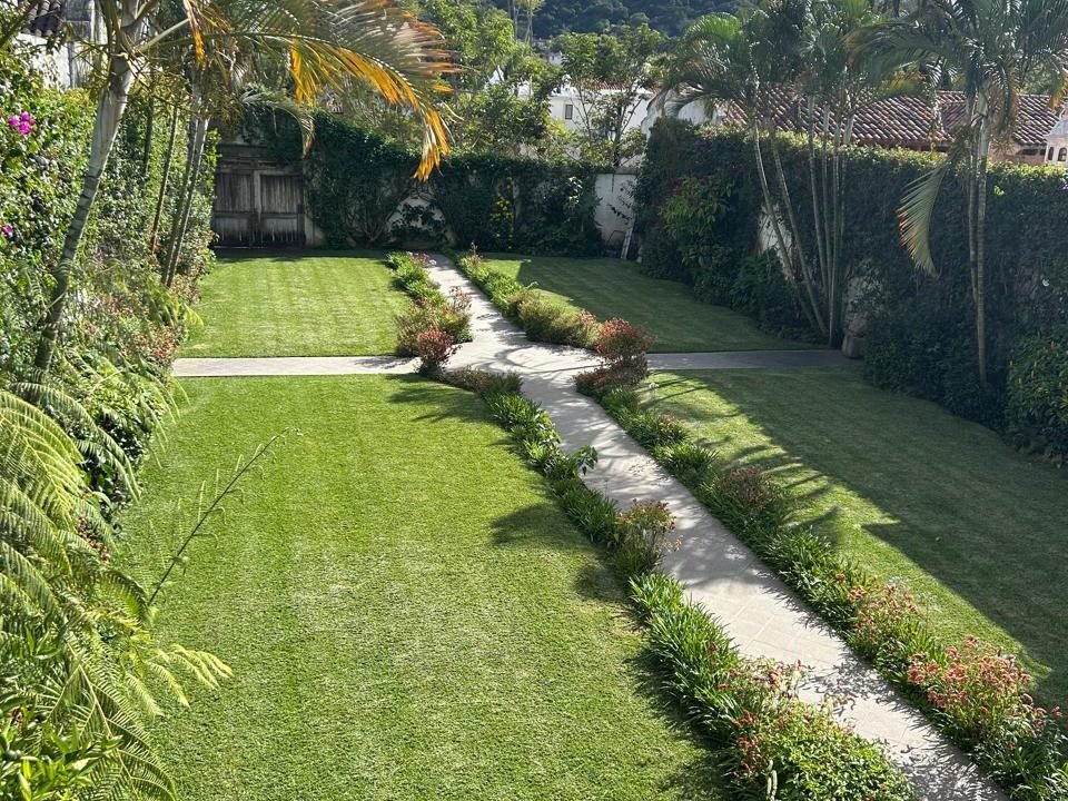 Casa En Condominio Jacarandas, Antigua Guatemala (14)