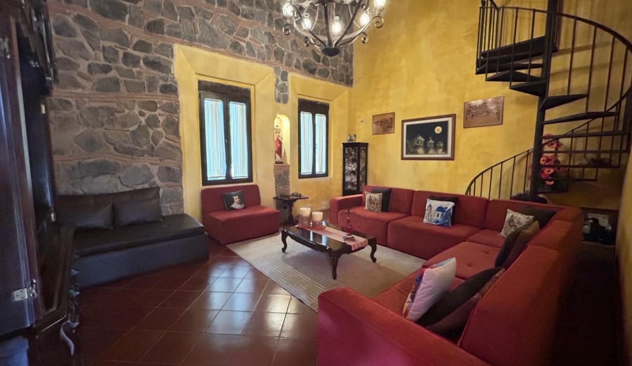Casa En Condominio Jacarandas, Antigua Guatemala (3)