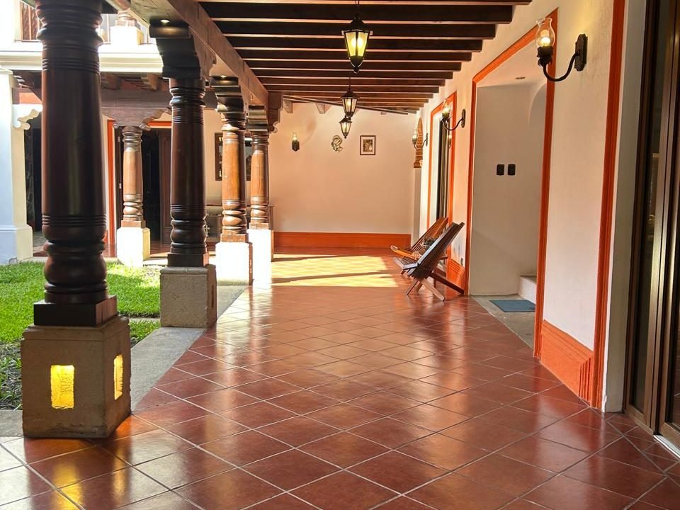 Casa En Condominio Jacarandas, Antigua Guatemala (8)