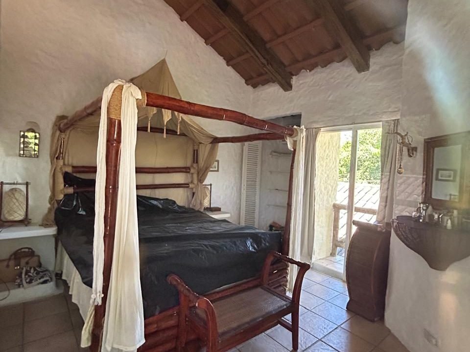 Casa En Venta En Marena para remodelar (7)