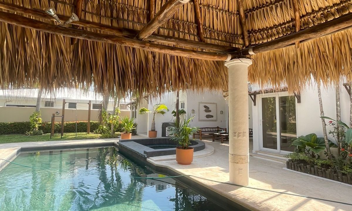 casa en san marino 1 piscina recien remodelada (10)
