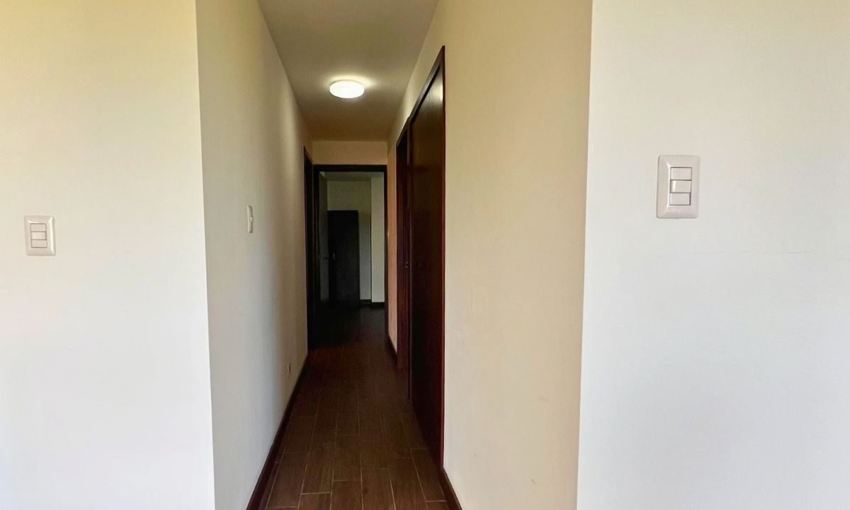 Apartamento En Zona 15 Edificio RIVOLI (9)