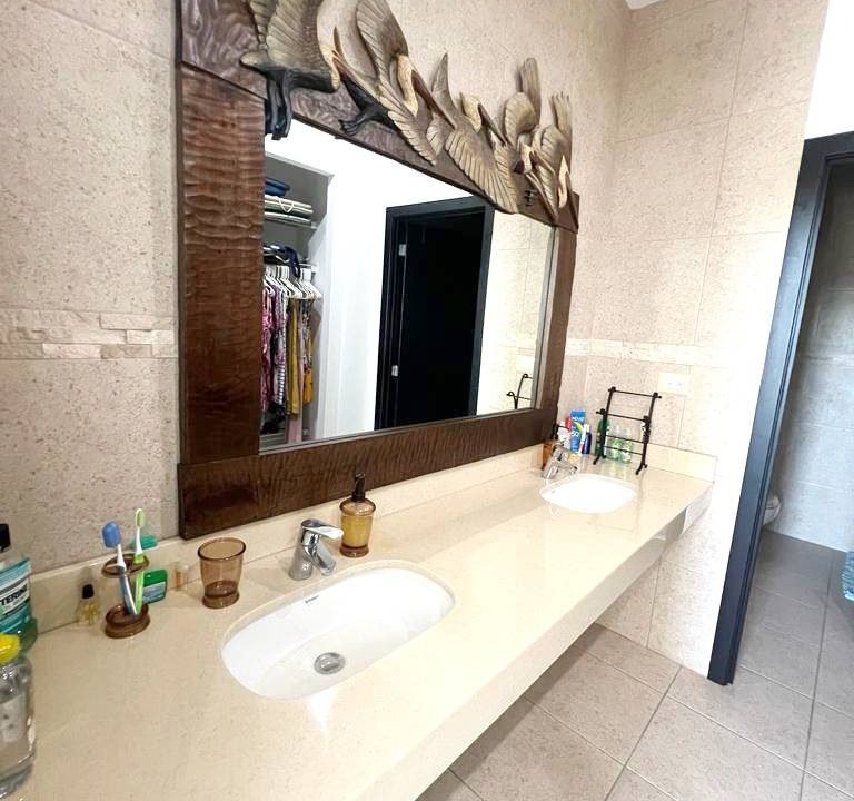 Apartamento En Juan Gaviota apto torre 4, segundo nivel (202) Peter Schaub 025 (1)