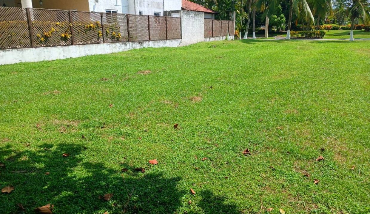 Terreno en Seaside (2)