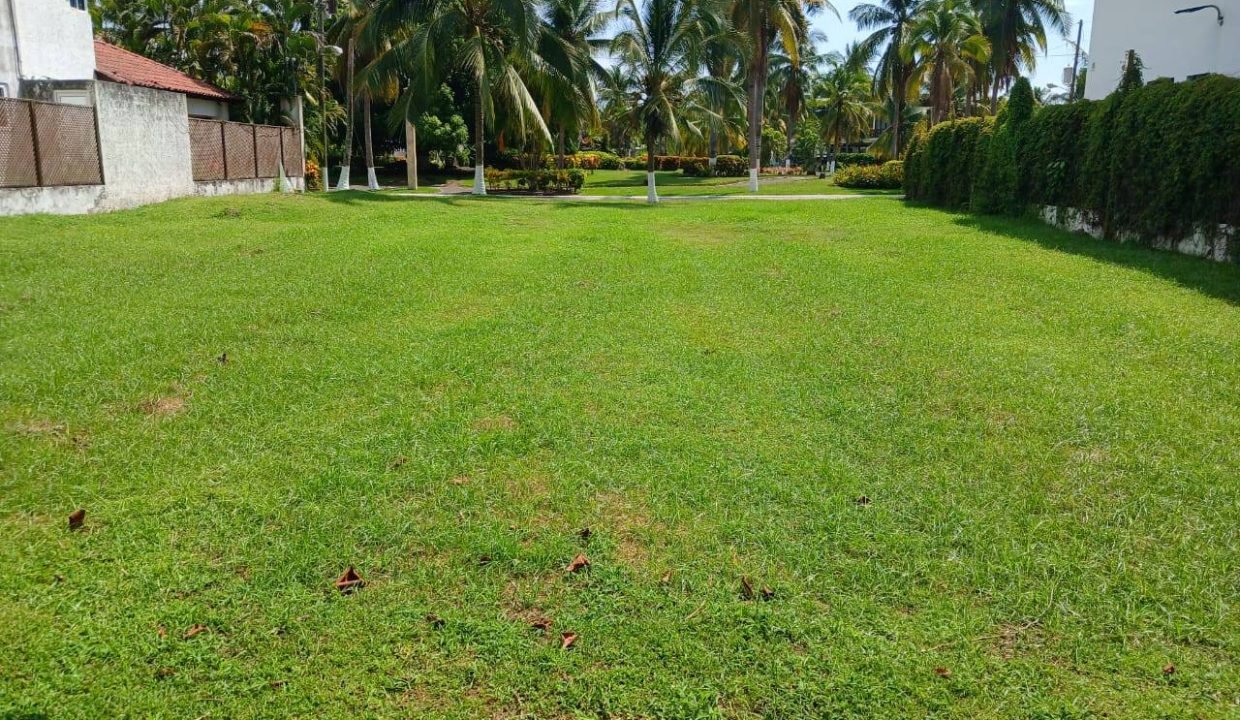 Terreno en Seaside (3)