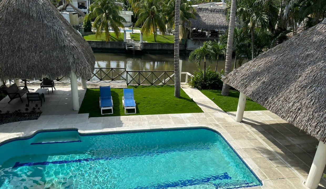 Casa En Likin Con Acceso Directo Al Canal (1)