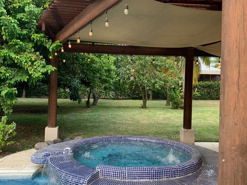 Casa En Altamar Con Piscina Y Rancho En Amplio Terreno (3)