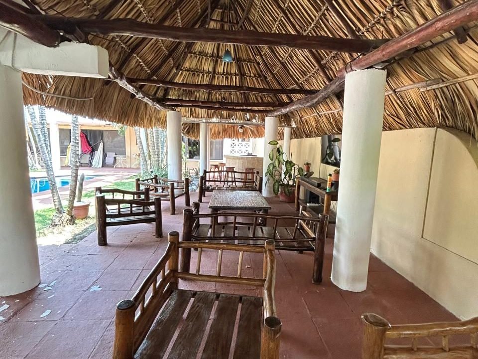 Casa En Likin - Amplia Propiedad Con Muelle Y Malecón (16)