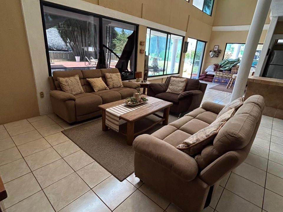 Casa En Likin - Amplia Propiedad Con Muelle Y Malecón (8)