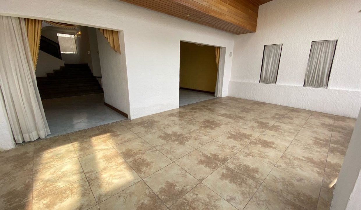 Casa En Montebello 2 Con Amplio Jardín Y Paneles Solares (20)