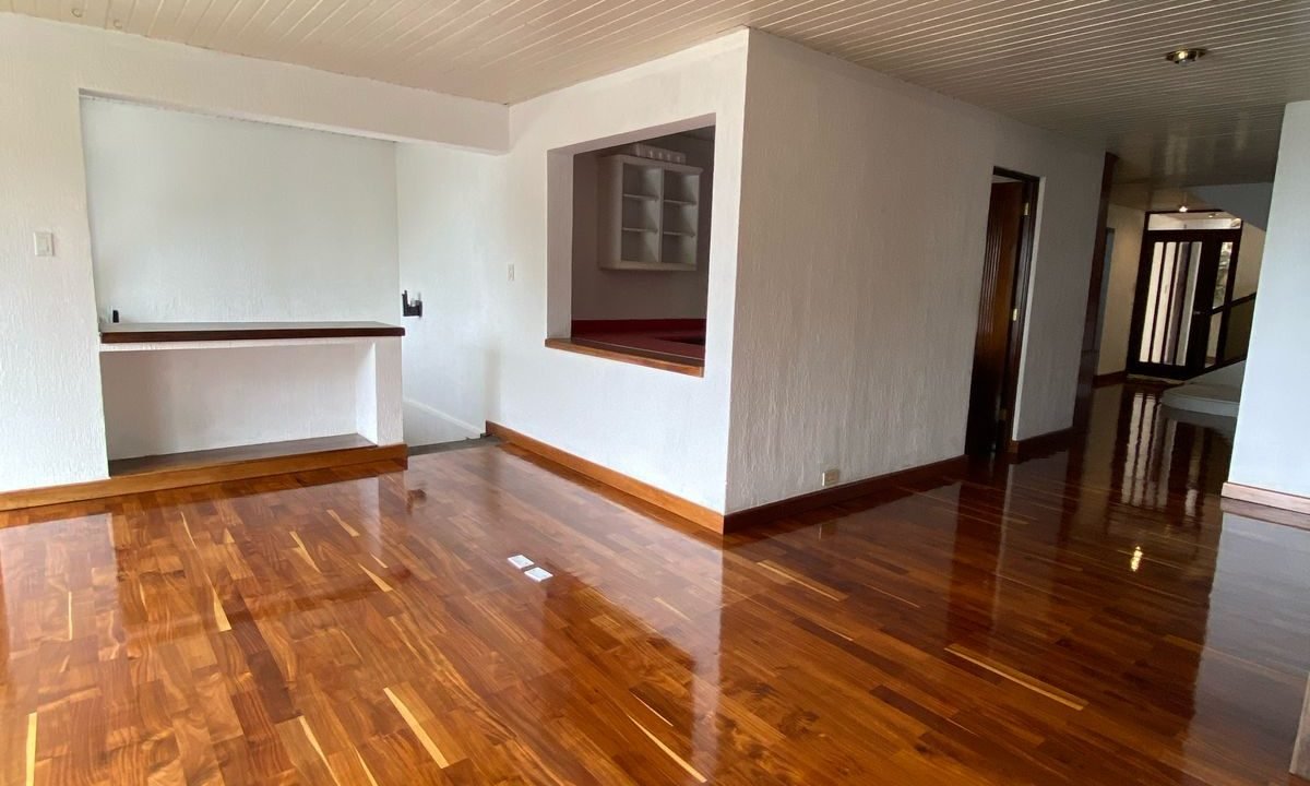 Casa En Montebello 2 Con Amplio Jardín Y Paneles Solares (8)