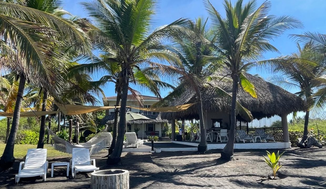 Casa En Monterico Cerca De Terreno De Mayra Gabriel (1)