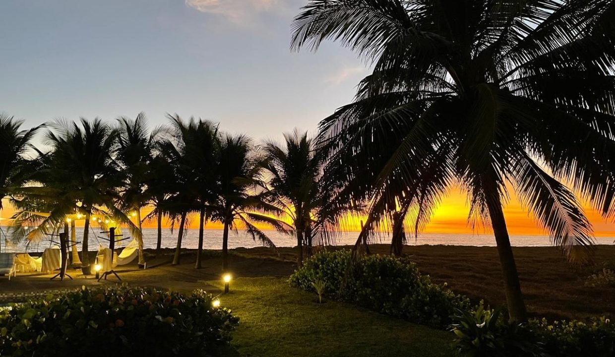 Casa En Monterrico Frente Al Mar Con Fire Pit Moto Yamaha 350cc incluida (1)