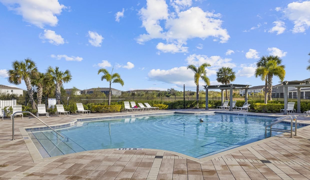 Casa En Sarasota Florida En Condominio Privado Con Amenidades (1)