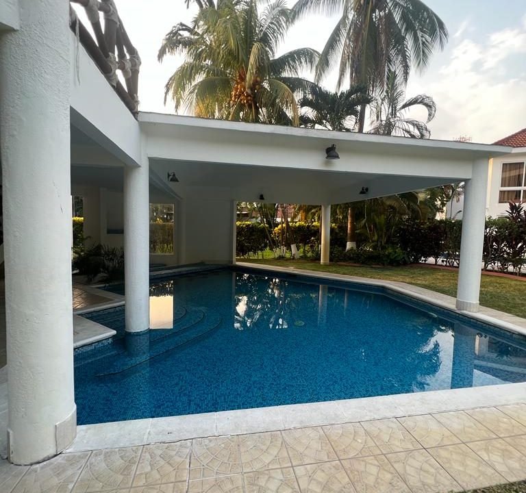 Casa En Villas Del Pacífico Piscina Privada Y Rancho Con Vista Puerto De San José (2)