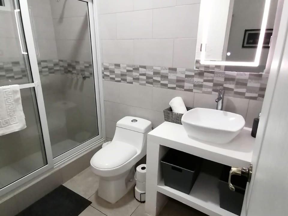 Casa Remodelada En All Seasons Piscina Privada Condominio Con Salida Al Mar (9)