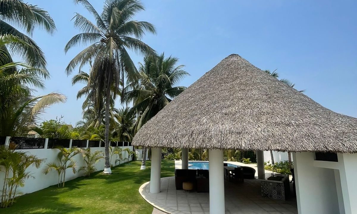 Casa Remodelada En Juan Gaviota Acceso A Canal Y Muelle Decoración Y Acabados De Lujo (10)