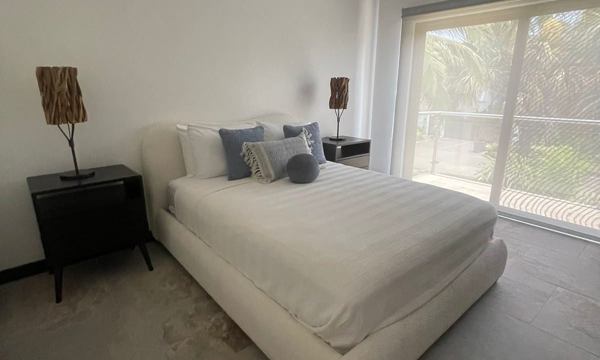 Casa Remodelada En Juan Gaviota Acceso A Canal Y Muelle Decoración Y Acabados De Lujo (17)