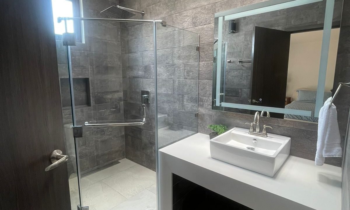 Casa Remodelada En Juan Gaviota Acceso A Canal Y Muelle Decoración Y Acabados De Lujo (20)