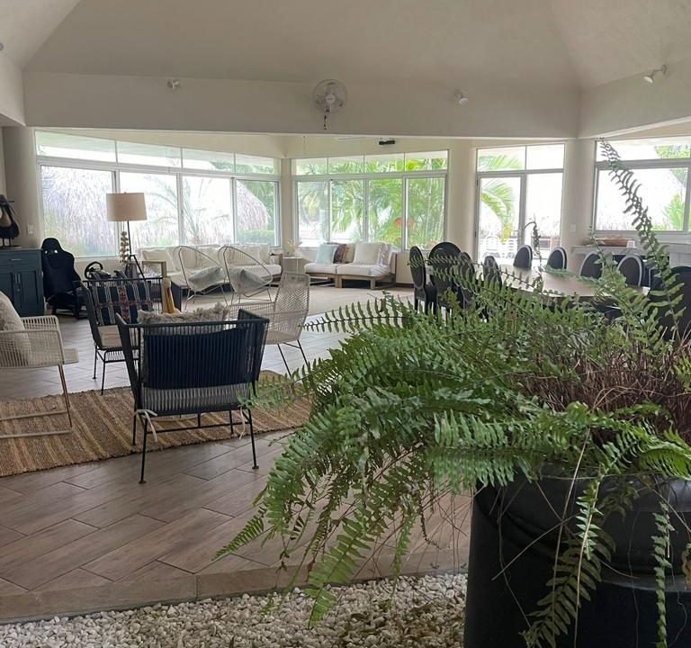 House In San Marino With Private Dock 6 Bedrooms Spacious Parking Pool (6)