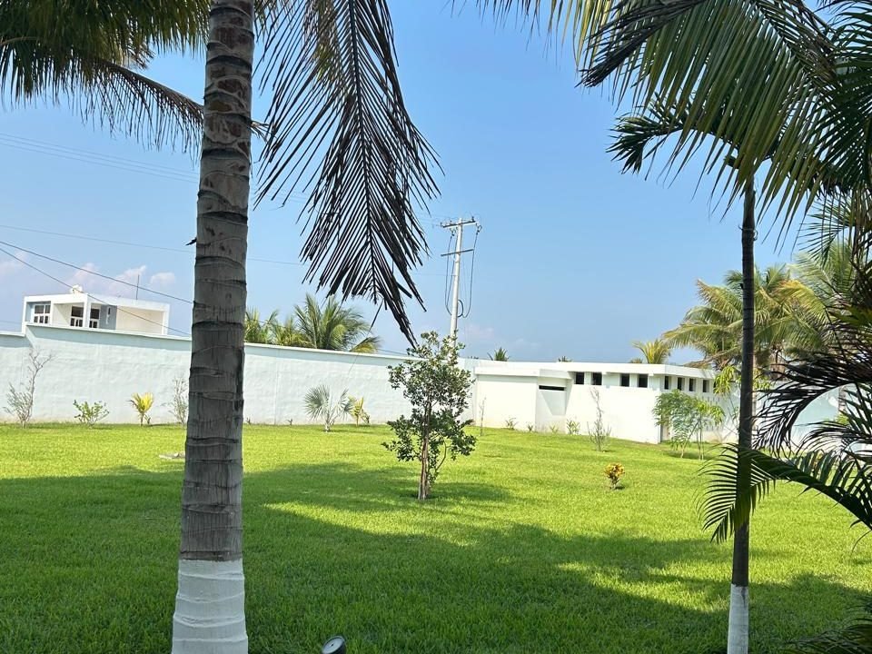 Casa NUEVA en El Cebollito Frente al Mar Monterrico (10)