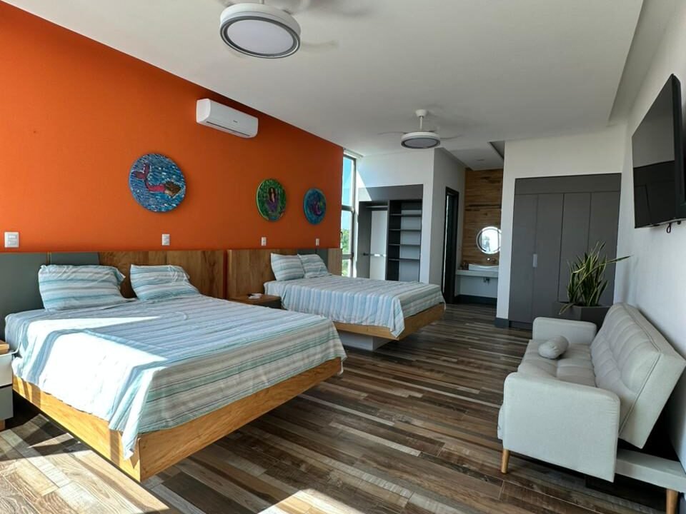 Casa en Juan Gaviota Nueva Construcción Terreno Grande (1)