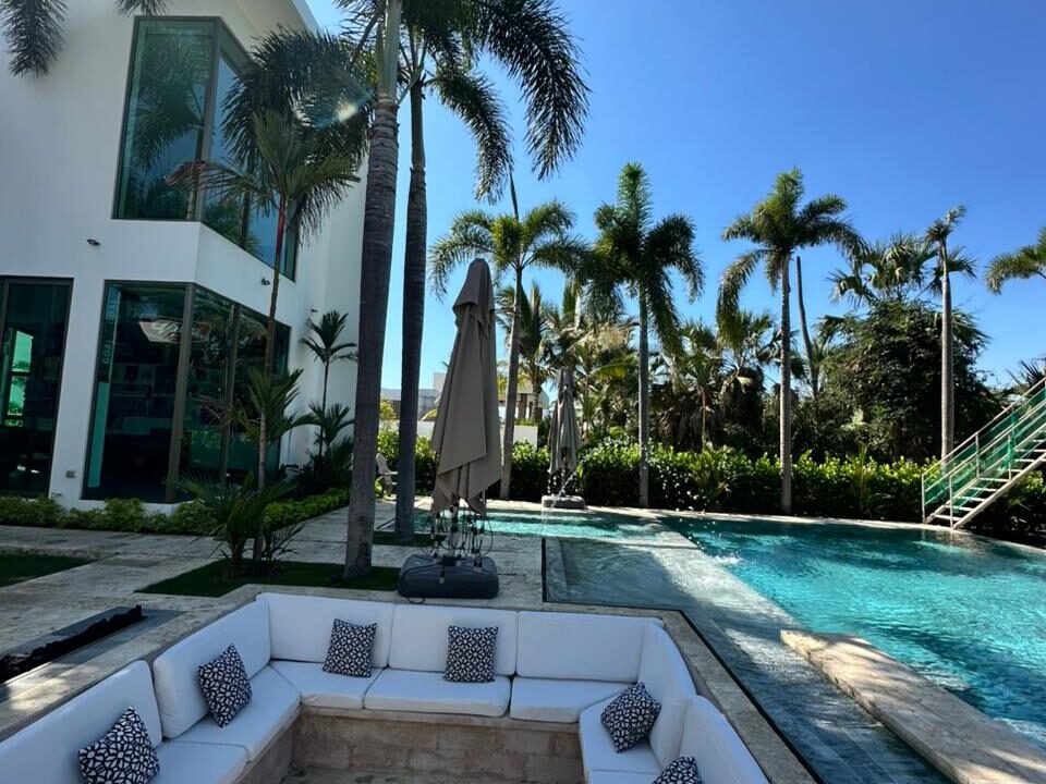 Casa en Juan Gaviota Nueva Construcción Terreno Grande (9)