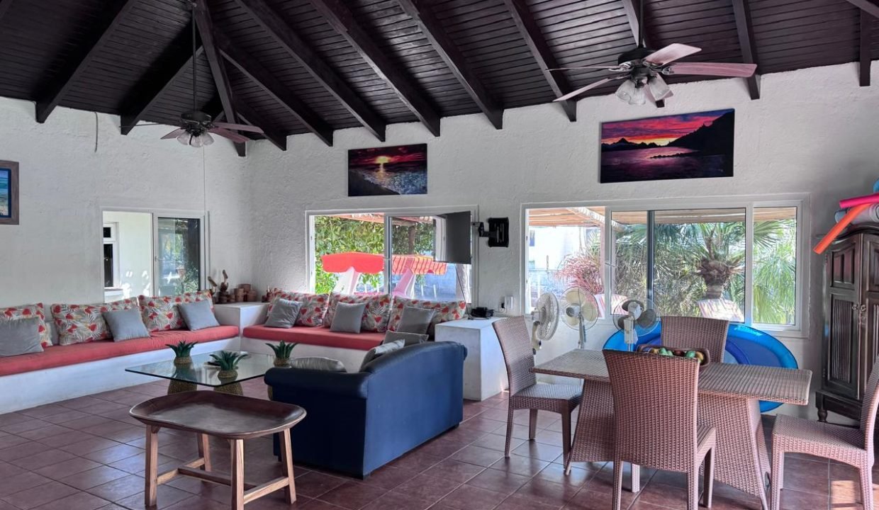 Casa en Likin Acceso al Canal, Piscina Guatemala (10)