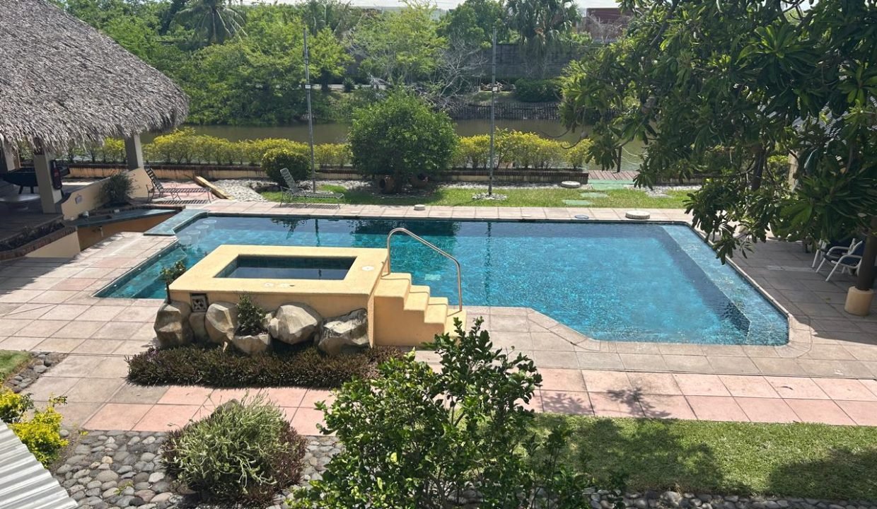 Casa en Punta Vela 4 Habitaciones, 5 Baños, AC Puerto Quetzal (9)